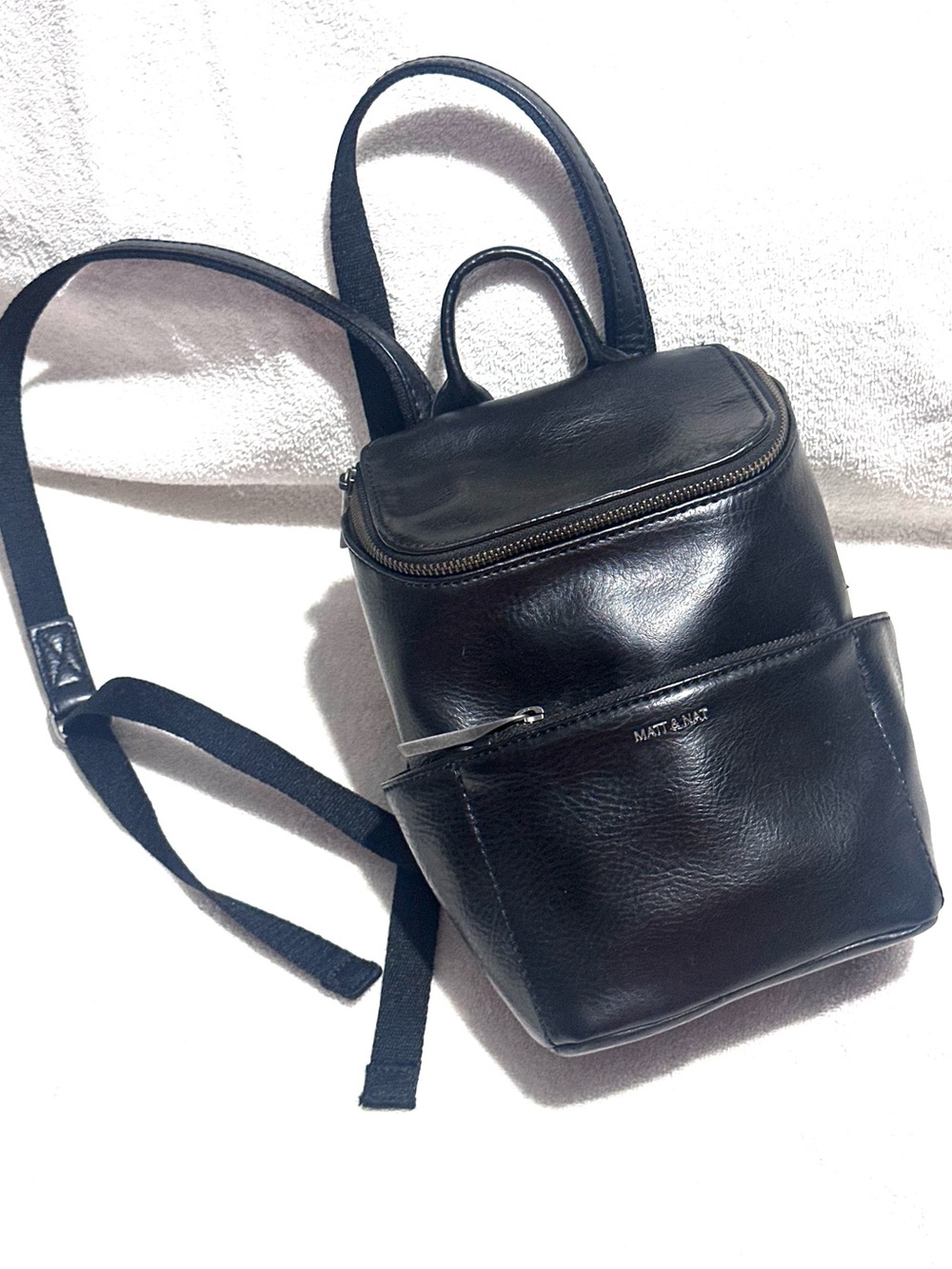 Matt & Nat Brave vegan leather mini backpack